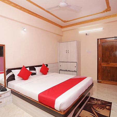 Collection O Hotel New Jasmine Urāli Esterno foto